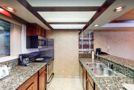 Tahoe Luxe 2 Bedroom Getaway - Incline Village, California