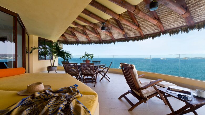 Waterfront Ixtapa Luxury Retreat - Ixtapa, Mexico