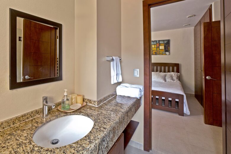 Waterfront Ixtapa Luxury Retreat - Ixtapa, Mexico