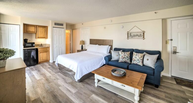 Beach Colony Luxury Studio - Myrtle Beach, South Carolina
