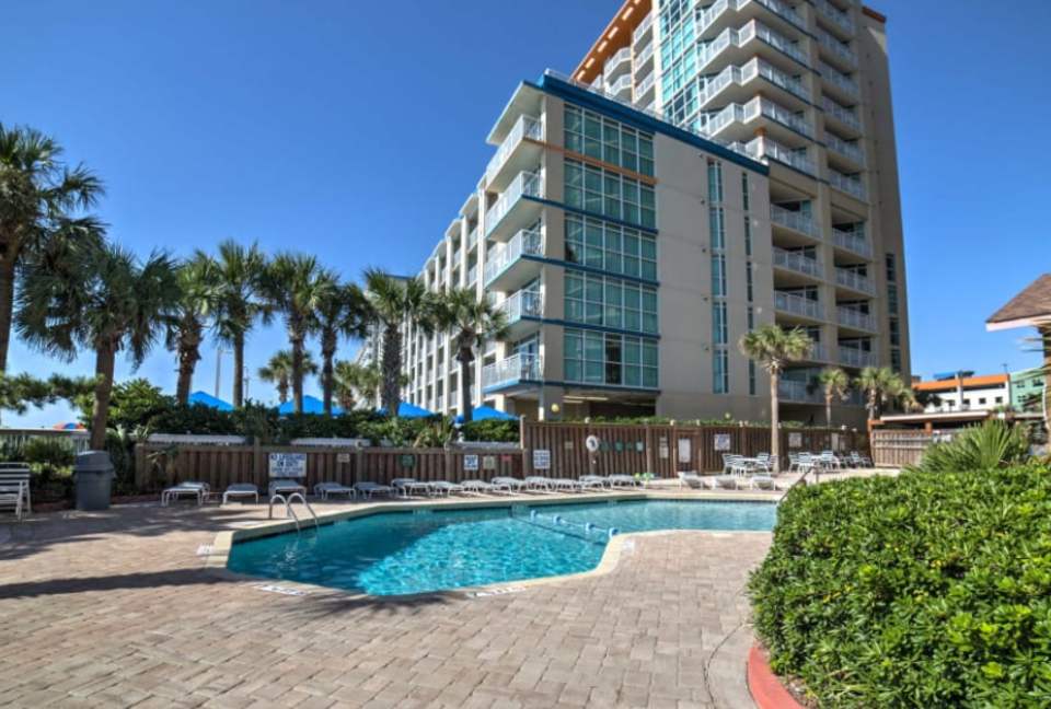 Beach Colony Luxury Studio - Myrtle Beach, South Carolina