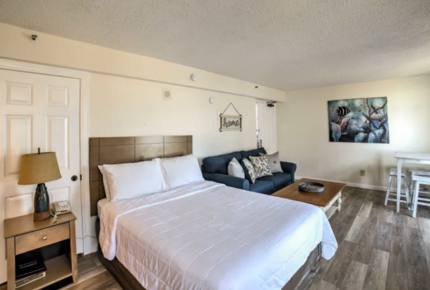 Beach Colony Luxury Studio - Myrtle Beach, South Carolina