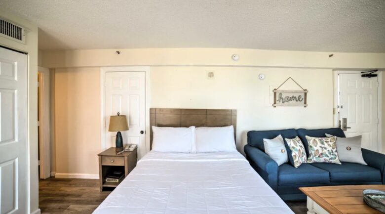 Beach Colony Luxury Studio - Myrtle Beach, South Carolina