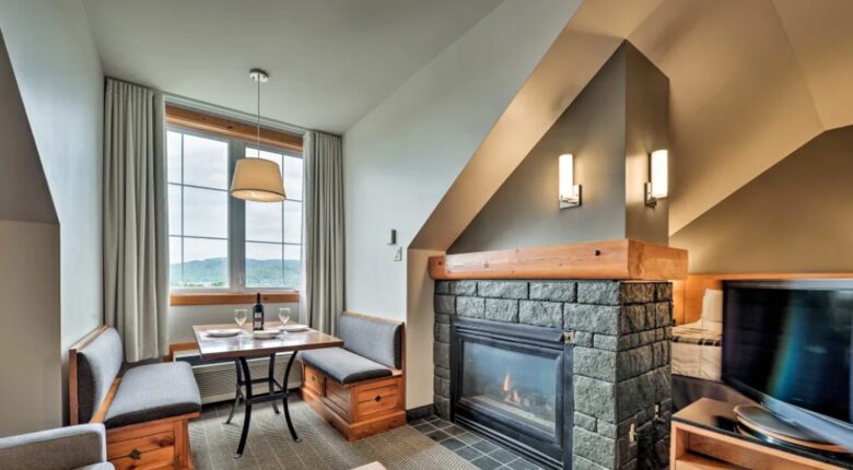 Ski In Ski Out Luxury Lodge Studio - Mont-Tremblant, Canada