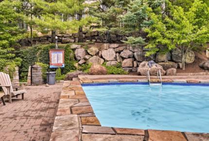 Ski In Ski Out Luxury Lodge Studio - Mont-Tremblant, Canada