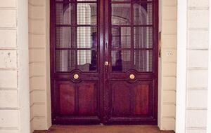 Rue de L'Université - Paris, France