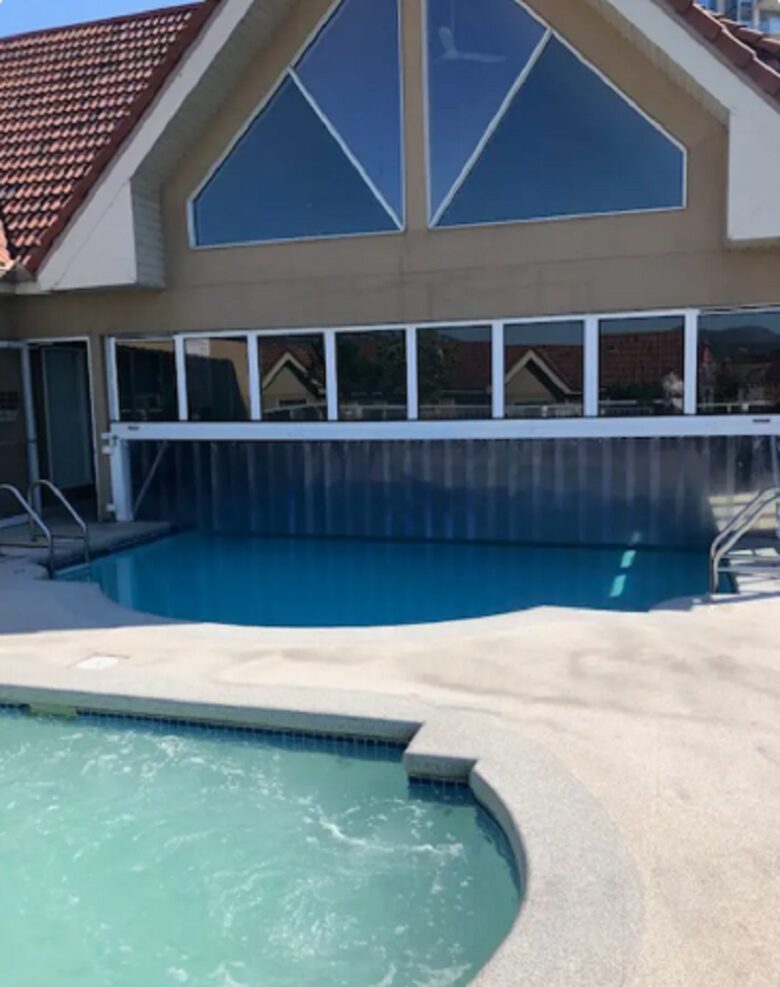 Kelowna Luxury Penthouse - Kelowna, Canada