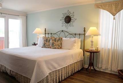 Oceanfront Luxury Retreat - Tybee Island, Georgia