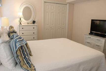 Oceanfront Luxury Retreat - Tybee Island, Georgia