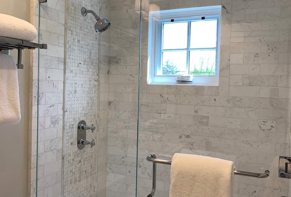 Heart of Napa Valley Luxury Home and Guest House - Walk to French Laundry and Countless Tasting Rooms! - Yountville, California