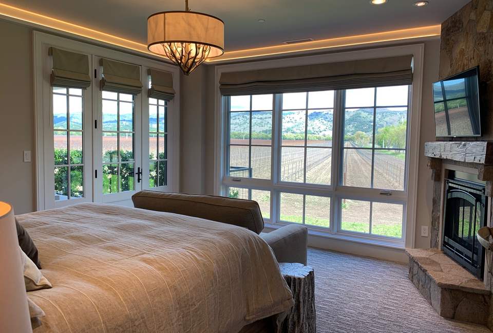 Heart of Napa Valley Luxury Home and Guest House - Walk to French Laundry and Countless Tasting Rooms! - Yountville, California