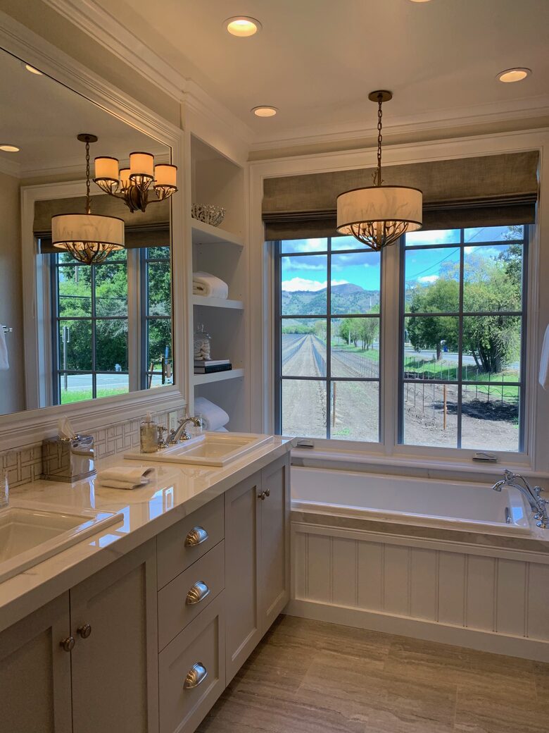 Heart of Napa Valley Luxury Home and Guest House - Walk to French Laundry and Countless Tasting Rooms! - Yountville, California