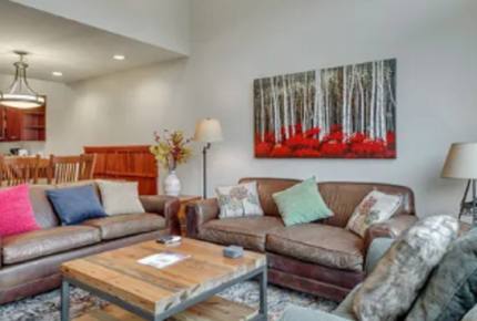 Ski-in/Ski-out Solitude Luxe Townhome - Brighton, Utah
