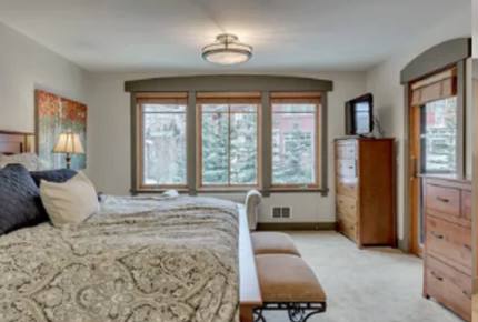 Ski-in/Ski-out Solitude Luxe Townhome - Brighton, Utah