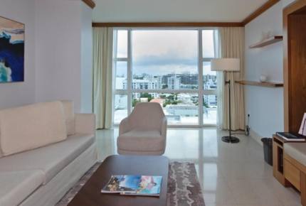 Carillon Oceanfront Luxury Getaway - Miami Beach, Florida