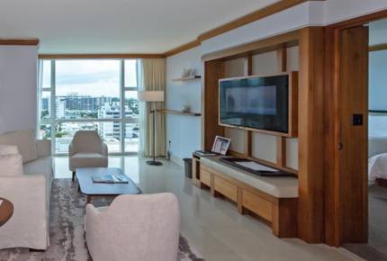 Carillon Oceanfront Luxury Getaway - Miami Beach, Florida