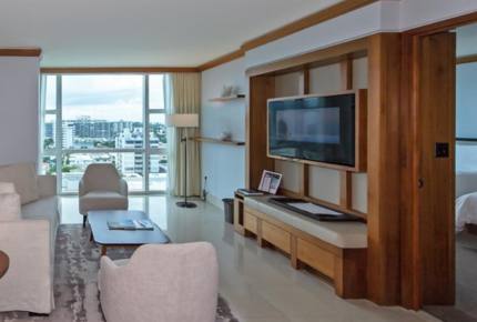 Carillon Oceanfront Luxury Getaway - Miami Beach, Florida