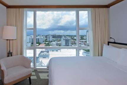 Carillon Oceanfront Luxury Getaway - Miami Beach, Florida