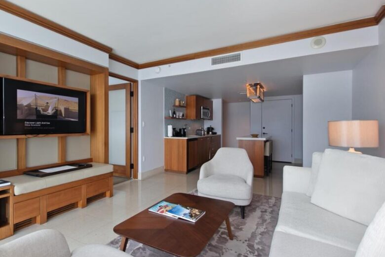 Carillon Oceanfront Luxury Getaway - Miami Beach, Florida