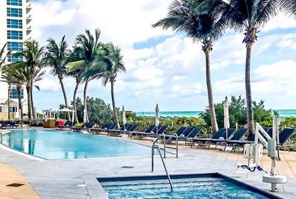 Carillon Oceanfront Luxury Getaway - Miami Beach, Florida