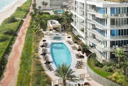 Carillon Oceanfront Luxury Getaway - Miami Beach, Florida