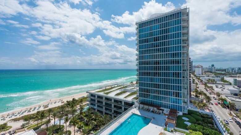 Carillon Oceanfront Luxury Getaway - Miami Beach, Florida