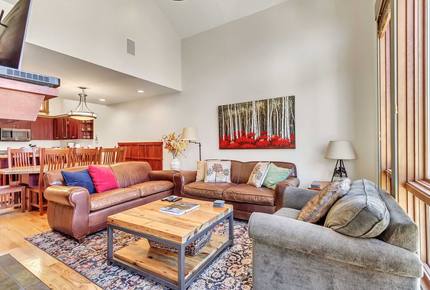 Ski-in/Ski-out Solitude Luxe Townhome - Brighton, Utah