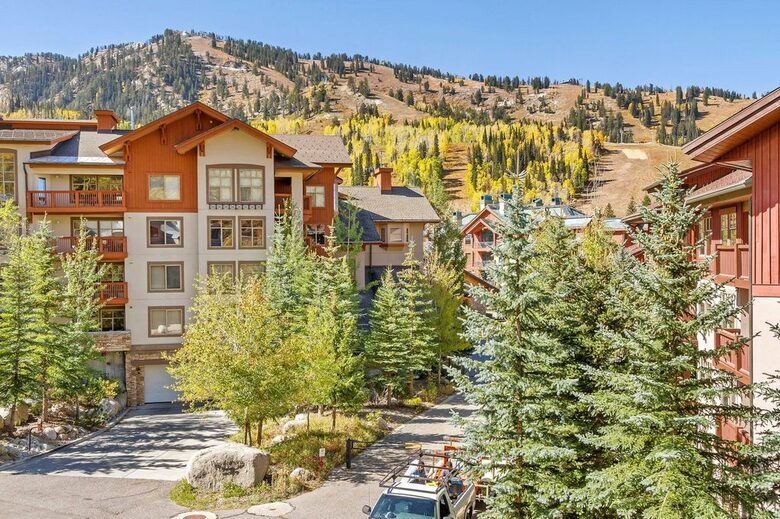 Ski-in/Ski-out Solitude Luxe Townhome - Brighton, Utah