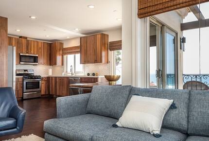 Beautiful Manhattan Beach Luxury Retreat - Manhattan Beach, California