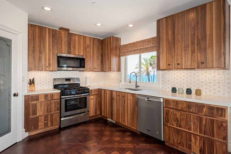 Beautiful Manhattan Beach Luxury Retreat - Manhattan Beach, California