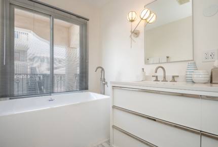 Beautiful Manhattan Beach Luxury Retreat - Manhattan Beach, California