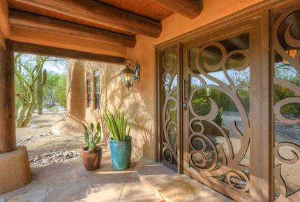 Tucson Panorama Desert Escape - Tucson, Arizona