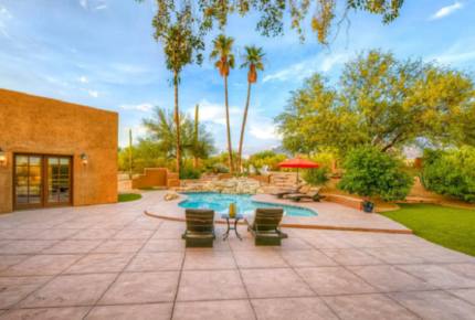 Tucson Panorama Desert Escape - Tucson, Arizona