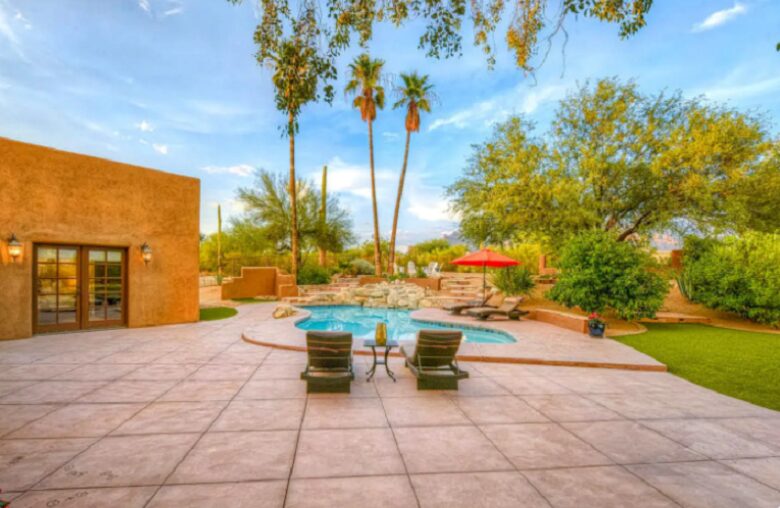 Tucson Panorama Desert Escape - Tucson, Arizona