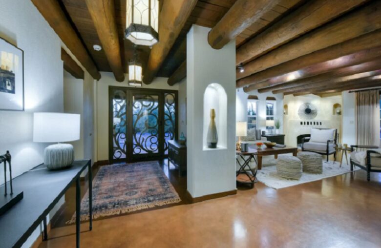 Tucson Panorama Desert Escape - Tucson, Arizona