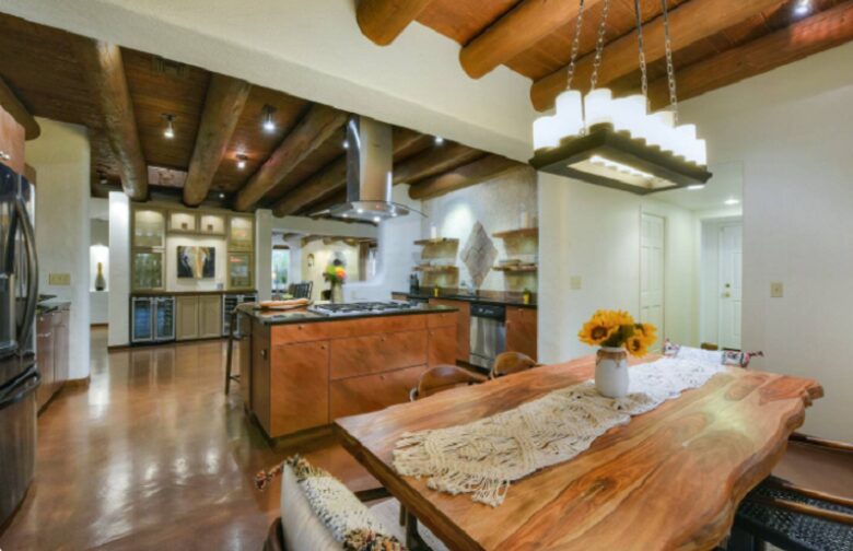 Tucson Panorama Desert Escape - Tucson, Arizona