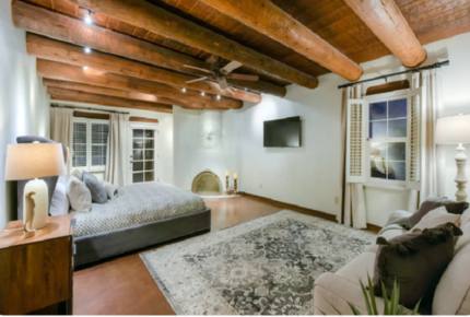 Tucson Panorama Desert Escape - Tucson, Arizona