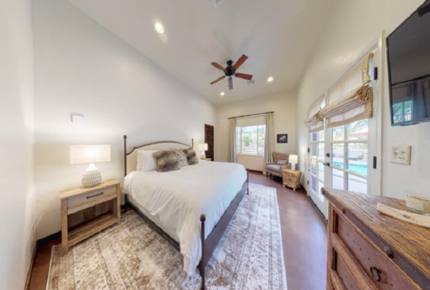 Tucson Panorama Desert Escape - Tucson, Arizona