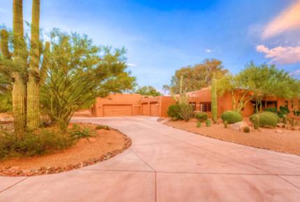 Tucson Panorama Desert Escape - Tucson, Arizona