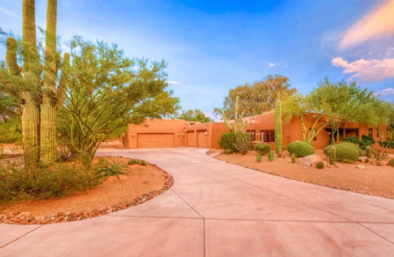 Tucson Panorama Desert Escape - Tucson, Arizona