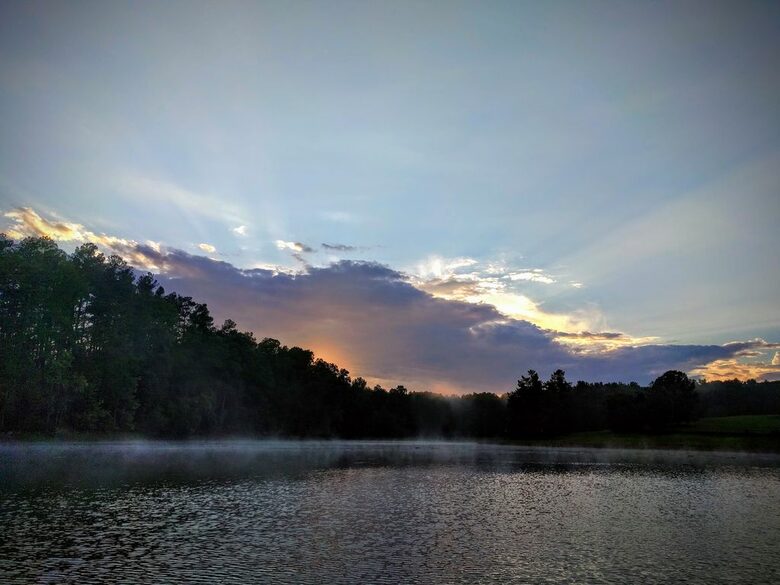 Water's Edge Lake House - Gainesville, Georgia