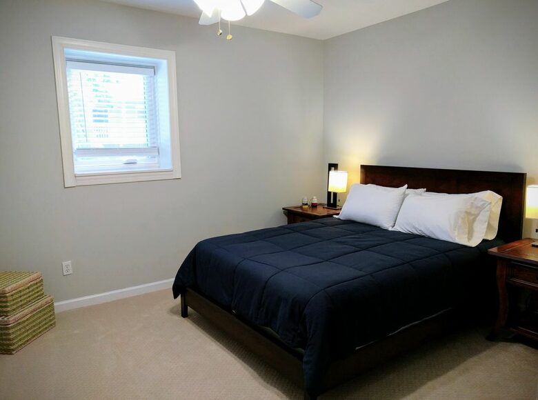 Water's Edge Lake House - Gainesville, Georgia