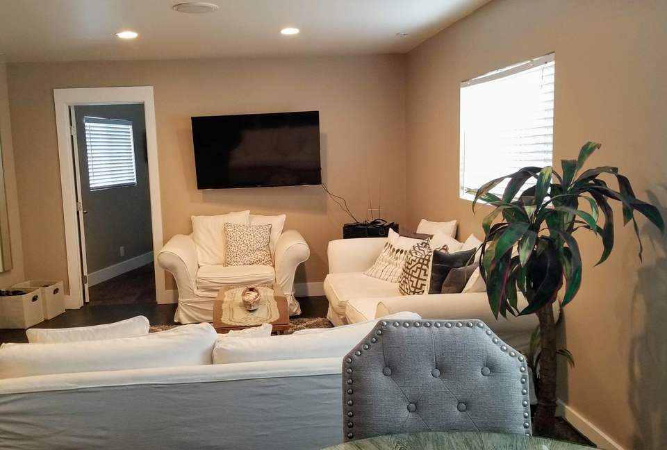 Balboa Beach Villa - Newport Beach, California