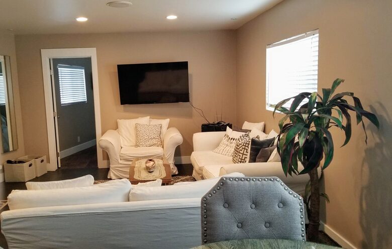 Balboa Beach Villa - Newport Beach, California