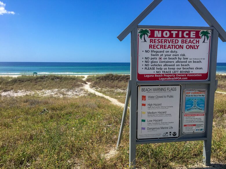 Leo's Hideaway - Panama City Beach, Florida