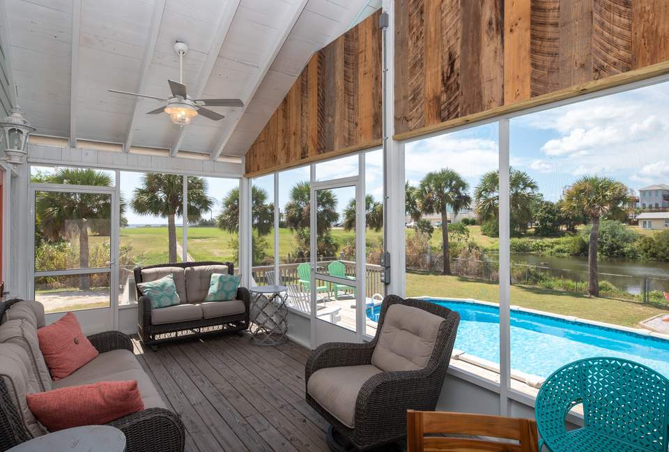 Leo's Hideaway - Panama City Beach, Florida