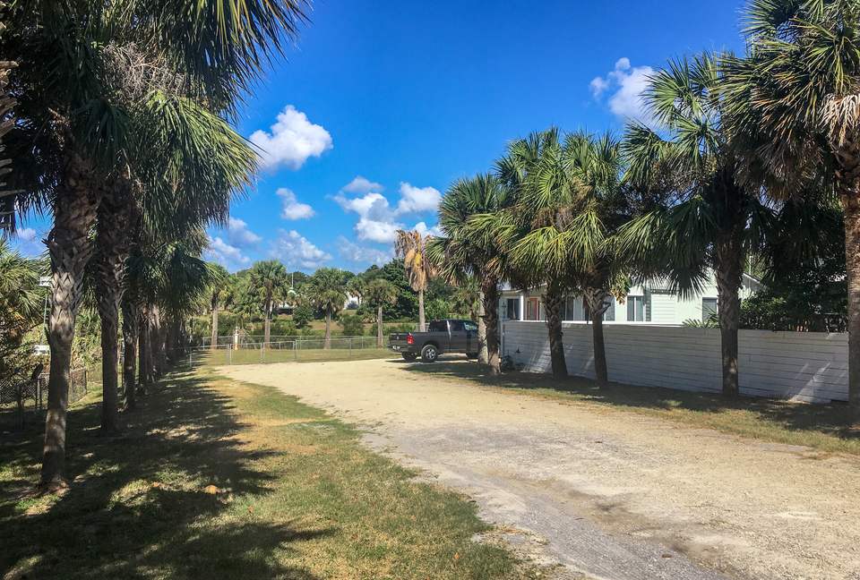 Leo's Hideaway - Panama City Beach, Florida