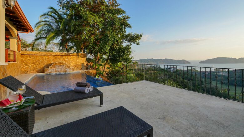 Herradura Bay Luxury Villa - Herradura, Costa Rica