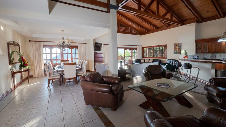 Herradura Bay Luxury Villa - Herradura, Costa Rica