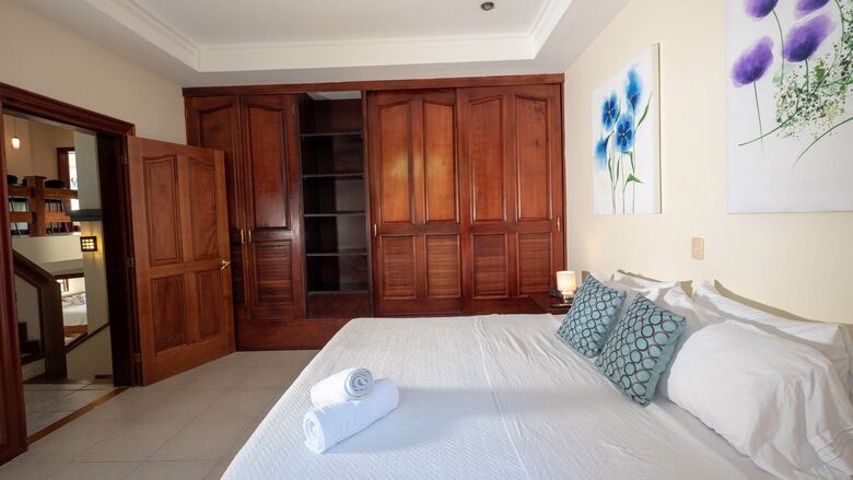 Herradura Bay Luxury Villa - Herradura, Costa Rica